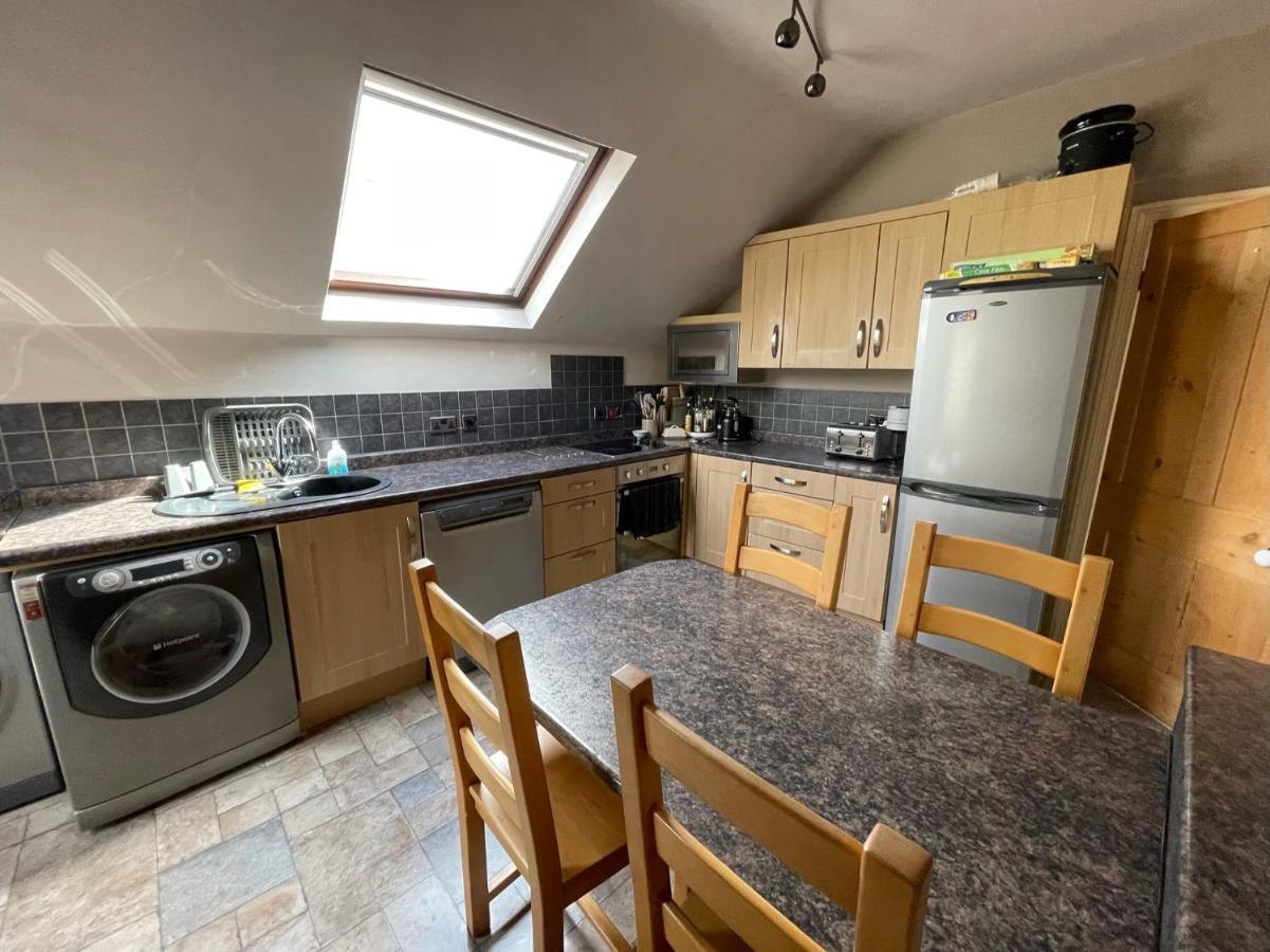 Seaside Rentals Bournemouth - 2Br, Upto 6Ppl, Beach 3 Min Walk, Dogs Ok, Wifi, Park 2 Cars Exterior photo