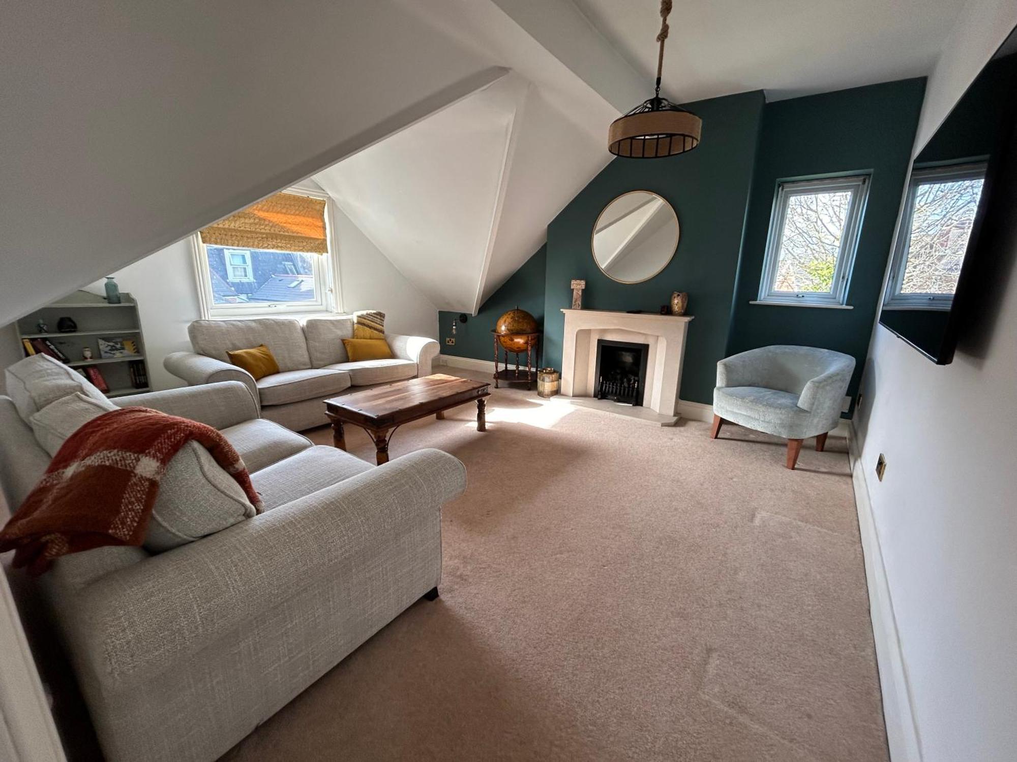Seaside Rentals Bournemouth - 2Br, Upto 6Ppl, Beach 3 Min Walk, Dogs Ok, Wifi, Park 2 Cars Exterior photo